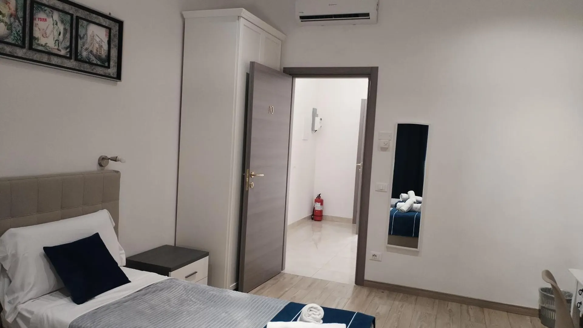 Nuova Fiera Camera Verona Guest house