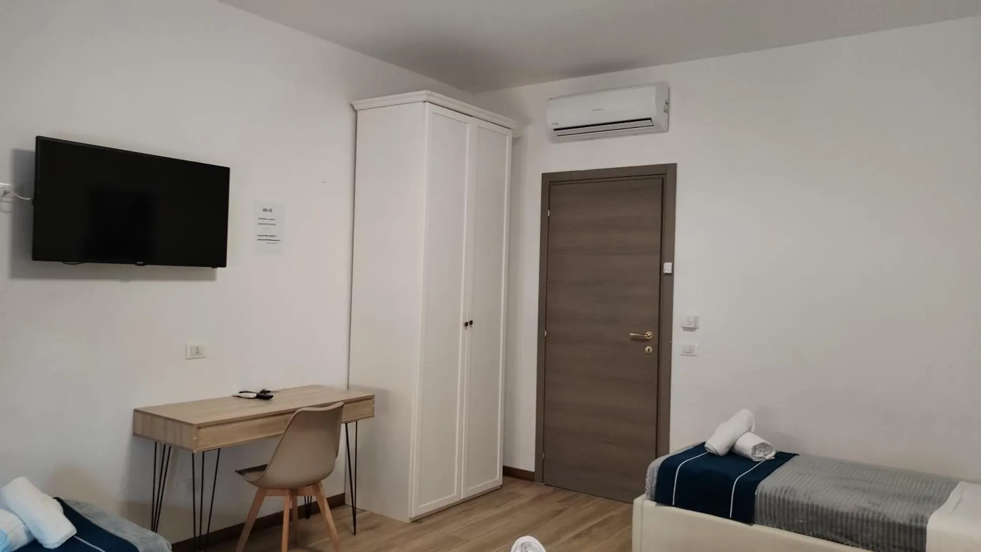 Guest house Nuova Fiera Camera Verona Italy
